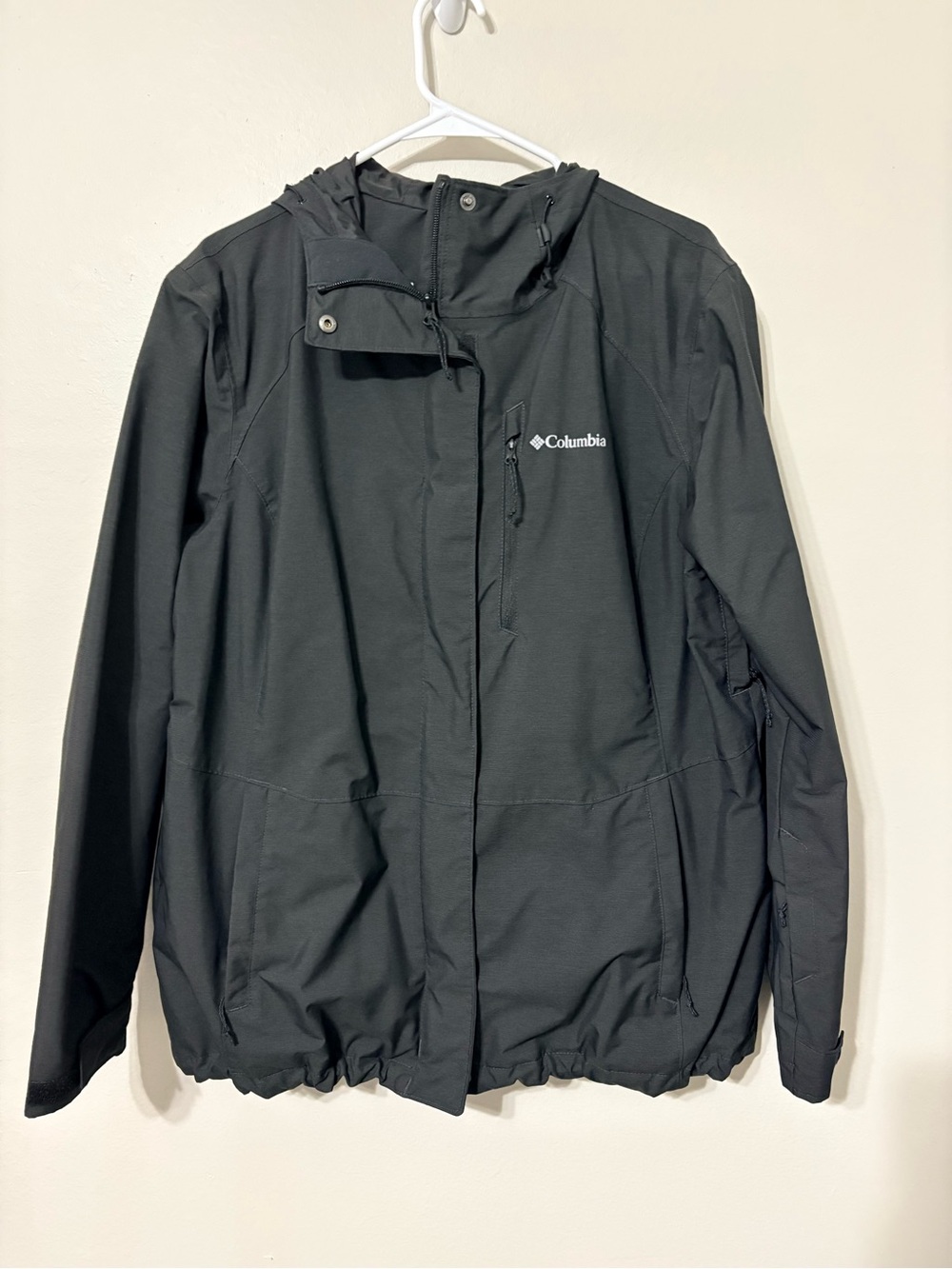 Columbia Women’s Black Waterproof Hooded Jacket